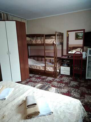 Гостиница Тетис Адлер Четырехместный номер-4